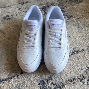 Never worn Reebok sneakers